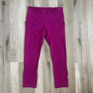 Lululemon Pace Rival Crop Deep Fuschia EUC
